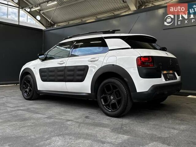 Ситроен C4 Кактус 2018 в Киеве на Automoto.ua Белый Ситроен C4 Кактус, объемом двигателя 1.56 л и пробегом 153 тыс. км за 14000 $, фото 8 на Automoto.ua