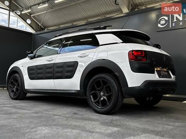 Ситроен C4 Кактус 2018 в Киеве на Automoto.ua Белый Ситроен C4 Кактус, объемом двигателя 1.56 л и пробегом 153 тыс. км за 14000 $, фото 9 на Automoto.ua