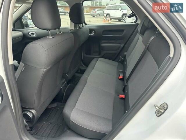 Білий Сітроен C4 Кактус, об'ємом двигуна 1.2 л та пробігом 105 тис. км за 12300 $, фото 18 на Automoto.ua