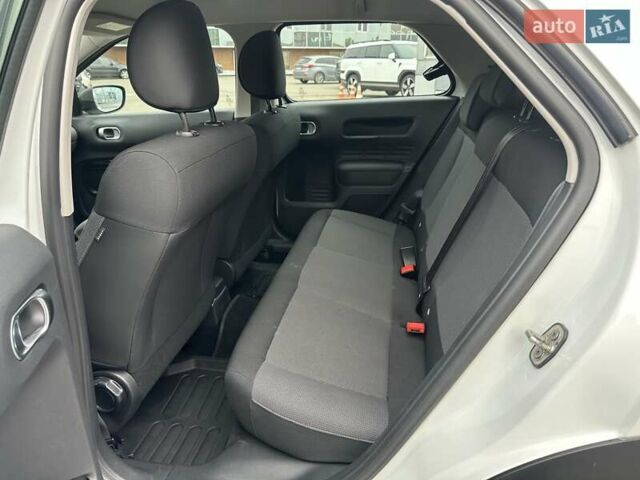 Білий Сітроен C4 Кактус, об'ємом двигуна 1.2 л та пробігом 105 тис. км за 12300 $, фото 16 на Automoto.ua