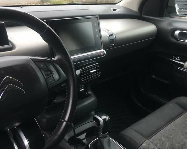 Белый Ситроен C4 Кактус, объемом двигателя 1.5 л и пробегом 240 тыс. км за 14500 $, фото 2 на Automoto.ua