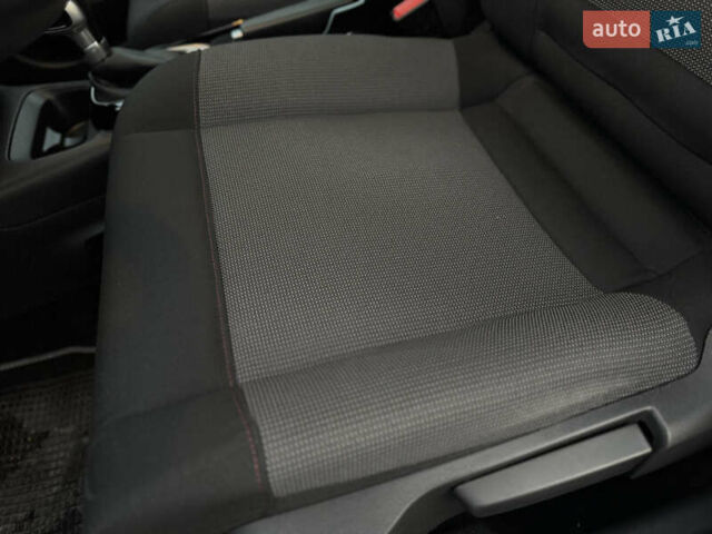 Белый Ситроен C4 Кактус, объемом двигателя 1.56 л и пробегом 158 тыс. км за 14700 $, фото 43 на Automoto.ua