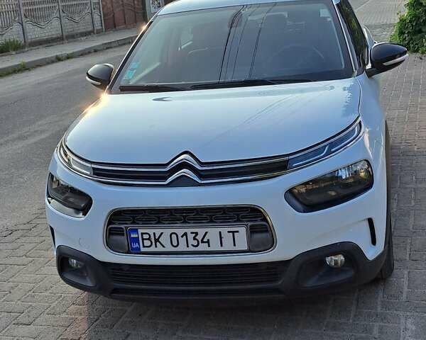 Белый Ситроен C4 Кактус, объемом двигателя 1.5 л и пробегом 230 тыс. км за 13600 $, фото 10 на Automoto.ua