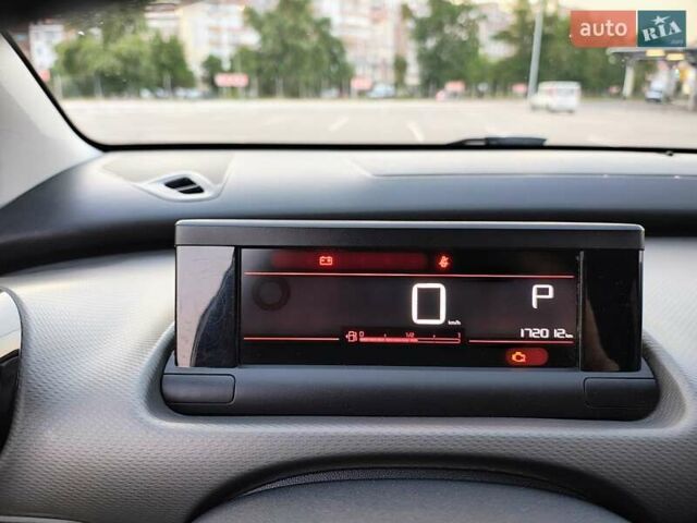 Белый Ситроен C4 Кактус, объемом двигателя 1.5 л и пробегом 172 тыс. км за 15237 $, фото 16 на Automoto.ua