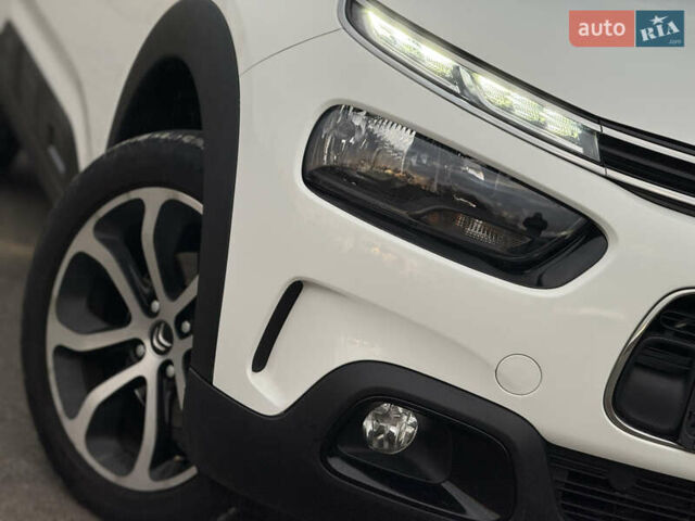 Белый Ситроен C4 Кактус, объемом двигателя 1.56 л и пробегом 158 тыс. км за 14700 $, фото 9 на Automoto.ua