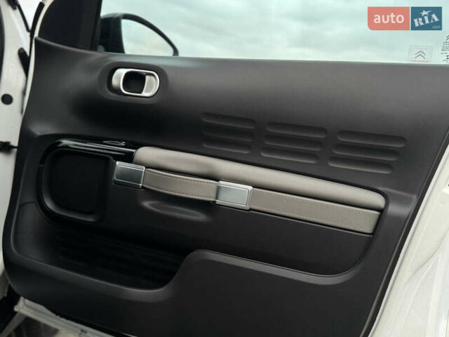 Белый Ситроен C4 Кактус, объемом двигателя 1.56 л и пробегом 158 тыс. км за 14700 $, фото 61 на Automoto.ua