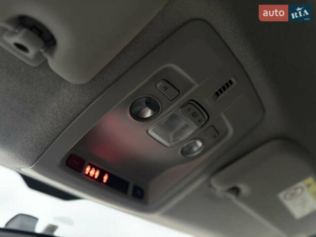 Белый Ситроен C4 Кактус, объемом двигателя 1.56 л и пробегом 158 тыс. км за 14700 $, фото 60 на Automoto.ua