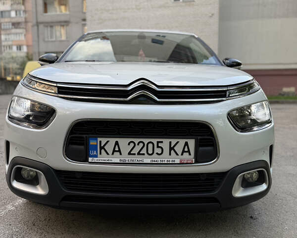 Белый Ситроен C4 Кактус, объемом двигателя 1.5 л и пробегом 87 тыс. км за 17800 $, фото 3 на Automoto.ua