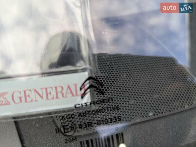 Білий Сітроен C4 Кактус, об'ємом двигуна 1.5 л та пробігом 115 тис. км за 15700 $, фото 46 на Automoto.ua