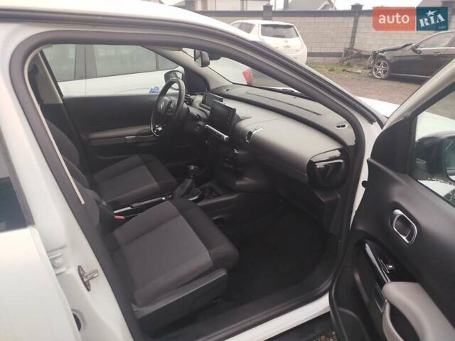 Белый Ситроен C4 Кактус, объемом двигателя 1.5 л и пробегом 141 тыс. км за 10999 $, фото 1 на Automoto.ua