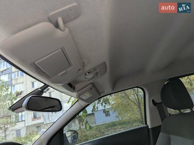 Білий Сітроен C4 Кактус, об'ємом двигуна 1.5 л та пробігом 115 тис. км за 15700 $, фото 34 на Automoto.ua