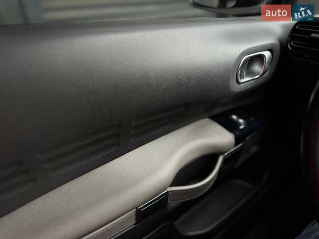 Белый Ситроен C4 Кактус, объемом двигателя 1.5 л и пробегом 90 тыс. км за 16999 $, фото 15 на Automoto.ua