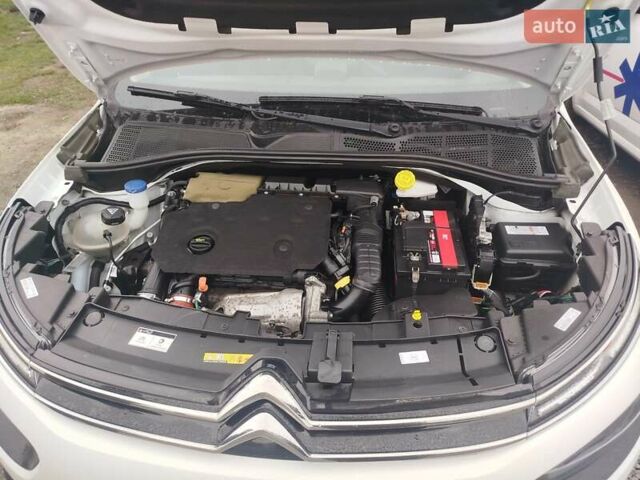 Белый Ситроен C4 Кактус, объемом двигателя 1.5 л и пробегом 141 тыс. км за 10999 $, фото 12 на Automoto.ua
