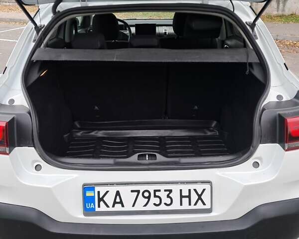 Белый Ситроен C4 Кактус, объемом двигателя 1.5 л и пробегом 97 тыс. км за 17000 $, фото 18 на Automoto.ua