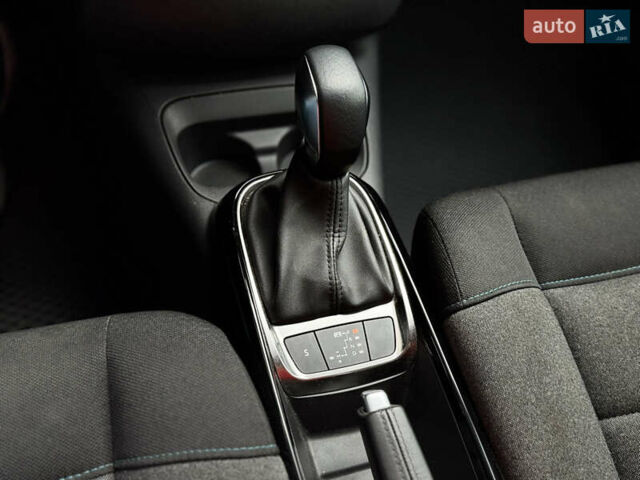 Белый Ситроен C4 Кактус, объемом двигателя 1.5 л и пробегом 90 тыс. км за 16999 $, фото 10 на Automoto.ua