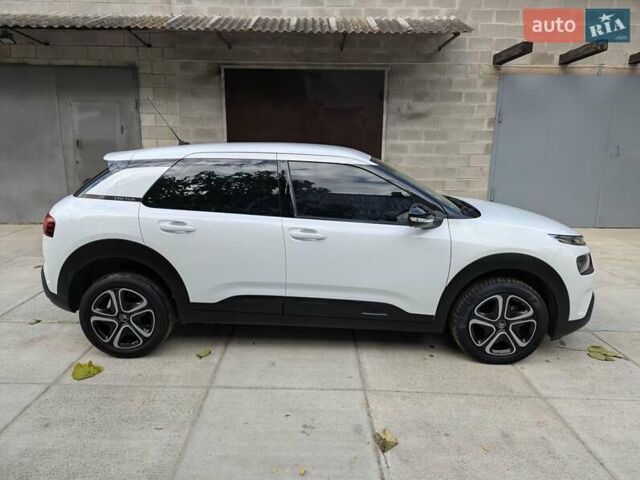 Білий Сітроен C4 Кактус, об'ємом двигуна 1.5 л та пробігом 115 тис. км за 15700 $, фото 10 на Automoto.ua