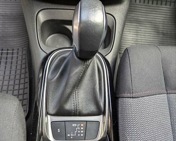 Білий Сітроен C4 Кактус, об'ємом двигуна 1.5 л та пробігом 115 тис. км за 15700 $, фото 30 на Automoto.ua