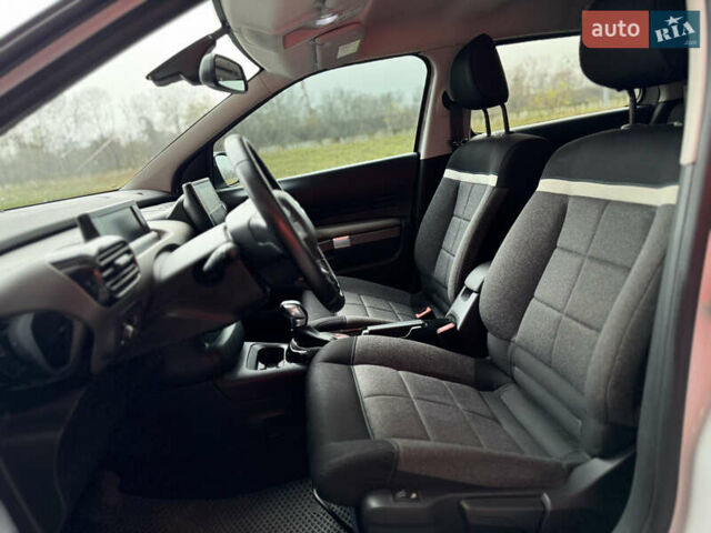 Белый Ситроен C4 Кактус, объемом двигателя 1.5 л и пробегом 90 тыс. км за 16999 $, фото 16 на Automoto.ua