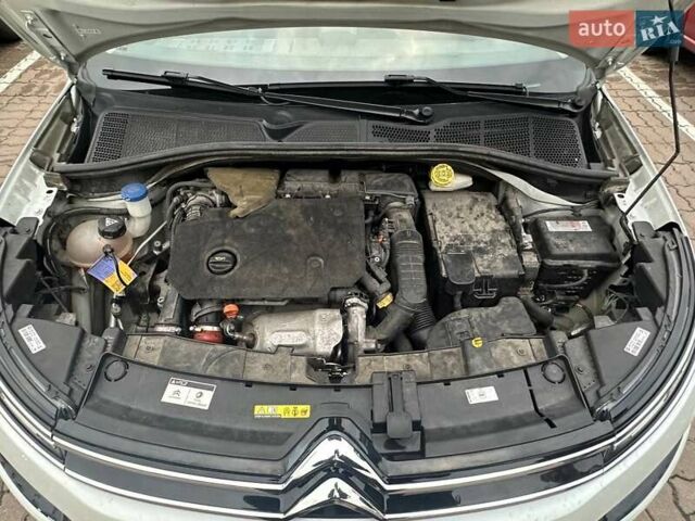 Білий Сітроен C4 Кактус, об'ємом двигуна 1.5 л та пробігом 87 тис. км за 17900 $, фото 14 на Automoto.ua