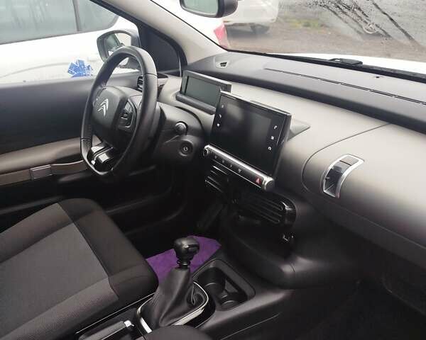 Белый Ситроен C4 Кактус, объемом двигателя 1.5 л и пробегом 141 тыс. км за 10999 $, фото 11 на Automoto.ua