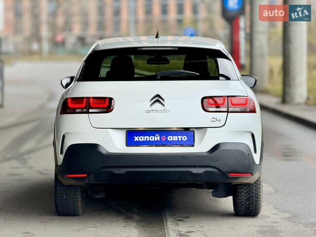 Белый Ситроен C4 Кактус, объемом двигателя 1.5 л и пробегом 90 тыс. км за 16999 $, фото 5 на Automoto.ua