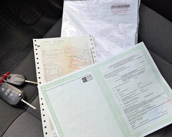 Белый Ситроен C4 Кактус, объемом двигателя 1.5 л и пробегом 115 тыс. км за 16350 $, фото 14 на Automoto.ua