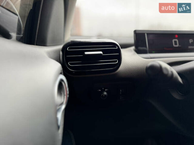 Белый Ситроен C4 Кактус, объемом двигателя 1.5 л и пробегом 90 тыс. км за 16999 $, фото 14 на Automoto.ua