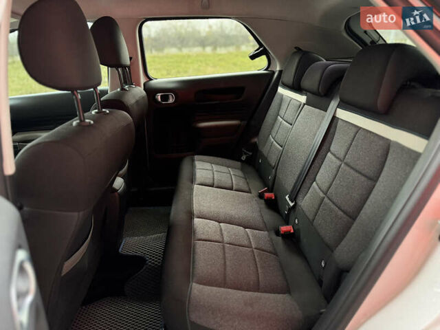 Белый Ситроен C4 Кактус, объемом двигателя 1.5 л и пробегом 90 тыс. км за 16999 $, фото 17 на Automoto.ua