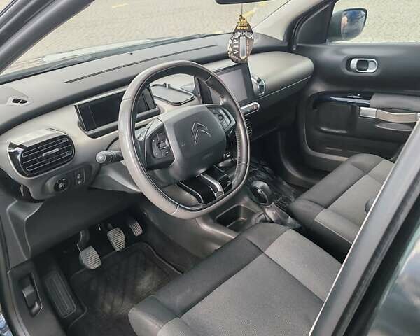 Ситроен C4 Кактус 2015 в Черновцах на Automoto.ua Черный Ситроен C4 Кактус, объемом двигателя 1.56 л и пробегом 170 тыс. км за 8800 $, фото 4 на Automoto.ua