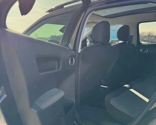 Чорний Сітроен C4 Кактус, об'ємом двигуна 1.56 л та пробігом 250 тис. км за 9700 $, фото 58 на Automoto.ua