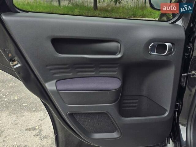 Чорний Сітроен C4 Кактус, об'ємом двигуна 1.2 л та пробігом 170 тис. км за 9499 $, фото 48 на Automoto.ua