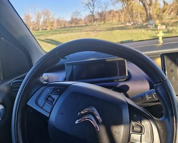 Фиолетовый Ситроен C4 Кактус, объемом двигателя 1.6 л и пробегом 151 тыс. км за 11300 $, фото 15 на Automoto.ua