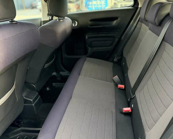 Фіолетовий Сітроен C4 Кактус, об'ємом двигуна 1.56 л та пробігом 141 тис. км за 9999 $, фото 13 на Automoto.ua