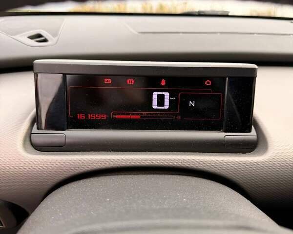 Красный Ситроен C4 Кактус, объемом двигателя 1.56 л и пробегом 163 тыс. км за 10500 $, фото 10 на Automoto.ua