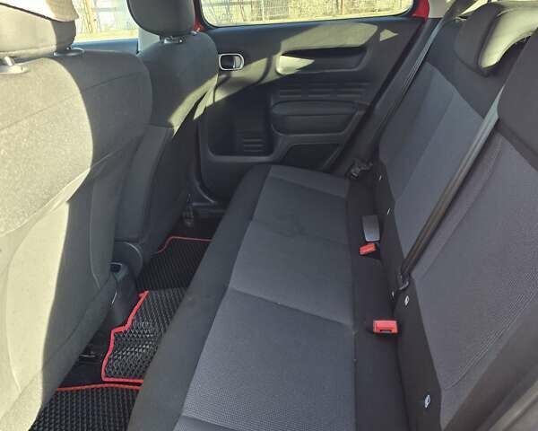 Красный Ситроен C4 Кактус, объемом двигателя 1.2 л и пробегом 163 тыс. км за 9500 $, фото 7 на Automoto.ua