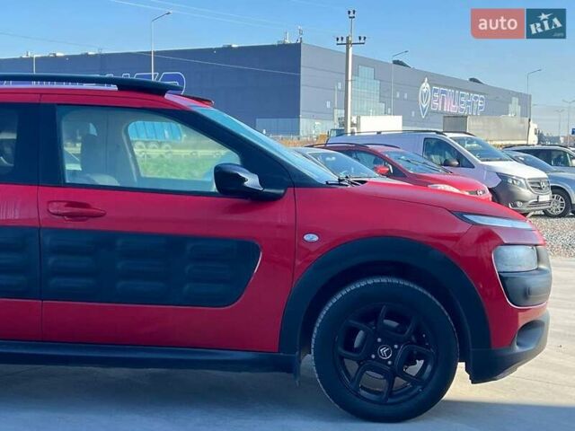 Червоний Сітроен C4 Кактус, об'ємом двигуна 1.2 л та пробігом 102 тис. км за 9990 $, фото 10 на Automoto.ua