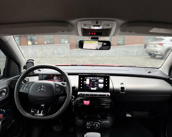 Красный Ситроен C4 Кактус, объемом двигателя 1.56 л и пробегом 71 тыс. км за 13400 $, фото 14 на Automoto.ua