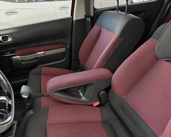 Червоний Сітроен C4 Кактус, об'ємом двигуна 1.2 л та пробігом 147 тис. км за 9300 $, фото 9 на Automoto.ua