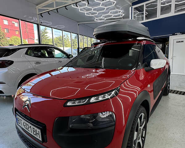 Червоний Сітроен C4 Кактус, об'ємом двигуна 1.2 л та пробігом 147 тис. км за 9300 $, фото 3 на Automoto.ua