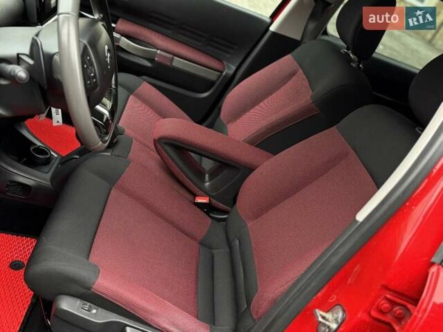 Красный Ситроен C4 Кактус, объемом двигателя 1.2 л и пробегом 174 тыс. км за 8650 $, фото 20 на Automoto.ua