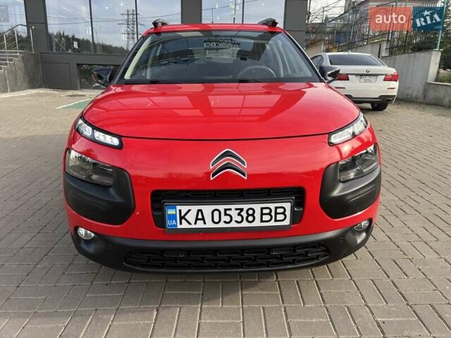 Красный Ситроен C4 Кактус, объемом двигателя 1.2 л и пробегом 109 тыс. км за 9999 $, фото 1 на Automoto.ua