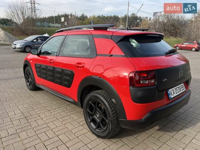 Красный Ситроен C4 Кактус, объемом двигателя 1.2 л и пробегом 109 тыс. км за 9999 $, фото 6 на Automoto.ua