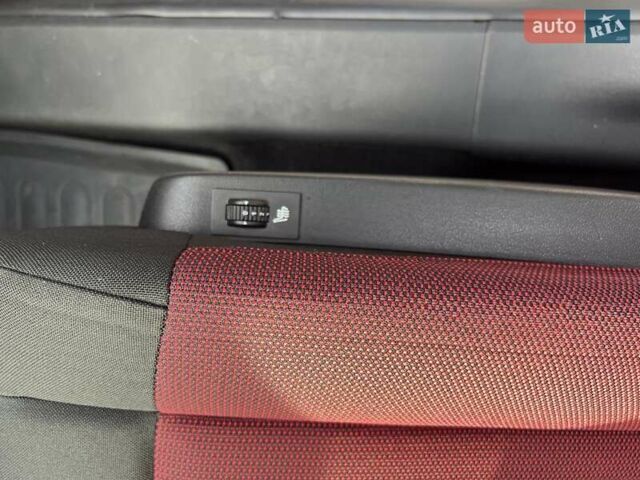 Красный Ситроен C4 Кактус, объемом двигателя 1.2 л и пробегом 109 тыс. км за 9999 $, фото 15 на Automoto.ua