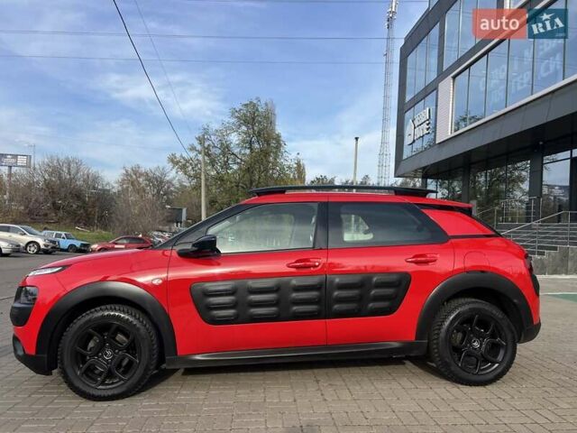 Красный Ситроен C4 Кактус, объемом двигателя 1.2 л и пробегом 109 тыс. км за 9999 $, фото 7 на Automoto.ua