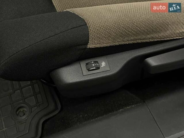 Ситроен C4 Кактус, объемом двигателя 1.2 л и пробегом 70 тыс. км за 10795 $, фото 19 на Automoto.ua