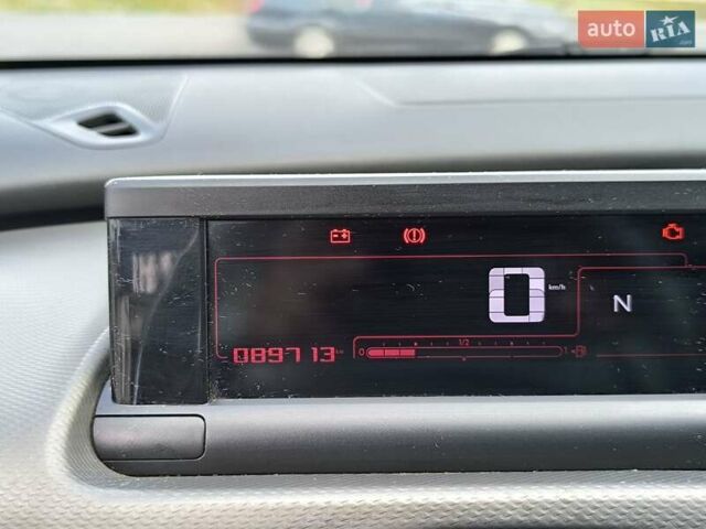Ситроен C4 Кактус, объемом двигателя 1.2 л и пробегом 92 тыс. км за 12200 $, фото 10 на Automoto.ua