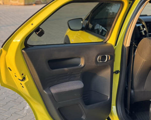 Жовтий Сітроен C4 Кактус, об'ємом двигуна 1.56 л та пробігом 185 тис. км за 9500 $, фото 9 на Automoto.ua