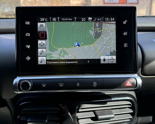 Жовтий Сітроен C4 Кактус, об'ємом двигуна 1.2 л та пробігом 98 тис. км за 10600 $, фото 13 на Automoto.ua