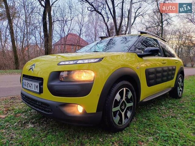 Желтый Ситроен C4 Кактус, объемом двигателя 1.56 л и пробегом 106 тыс. км за 11800 $, фото 53 на Automoto.ua