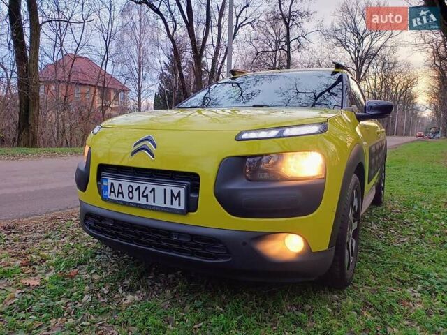 Желтый Ситроен C4 Кактус, объемом двигателя 1.56 л и пробегом 106 тыс. км за 11800 $, фото 52 на Automoto.ua
